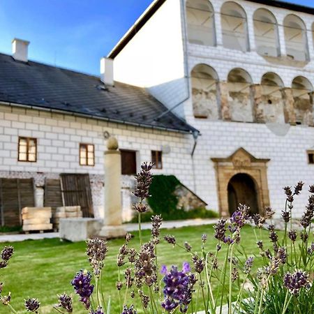 Zamek Kolstejn - Hotel Chateau Goldenstein Branna Exterior photo