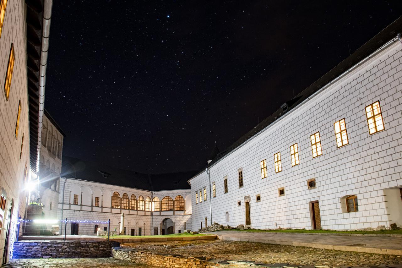 Zamek Kolstejn - Hotel Chateau Goldenstein Branna Exterior photo